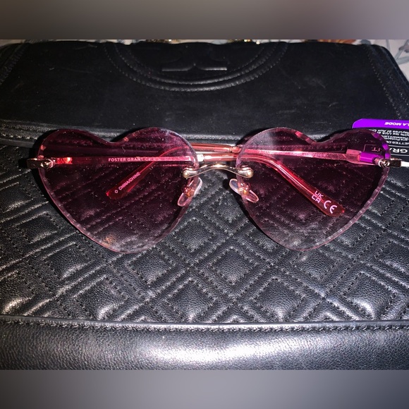 Foster Grant Accessories - Foster Grant Translucent Pink Heart Sunglasses NWT beveled edge lenses
